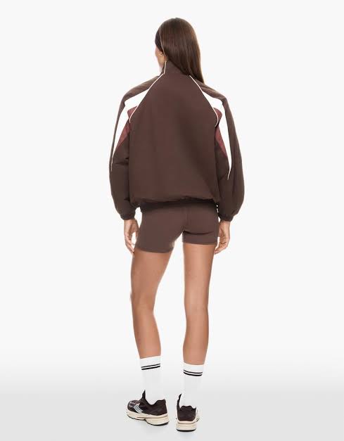 Jacheta Bershka maro
