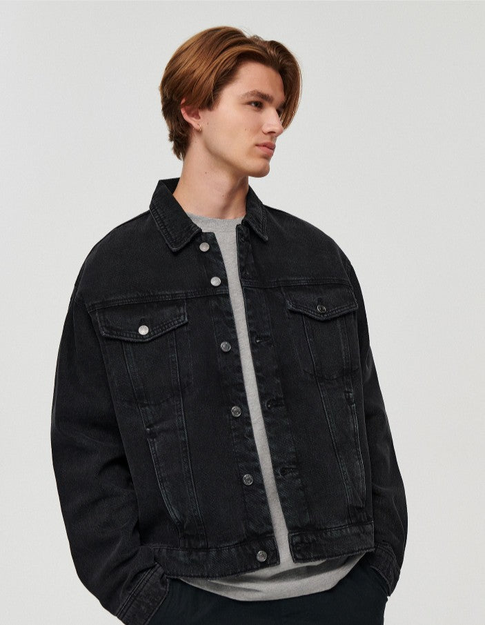Jachetă din denim negru, croială regulată