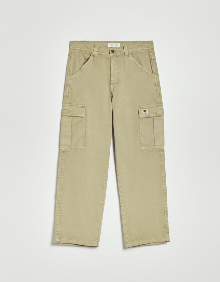 Pantaloni cargo bej, croială dreaptă, cu buzunare